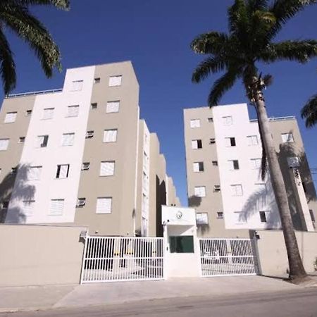 Apartamento em Ubatuba próximo à Praia Grande Exterior foto